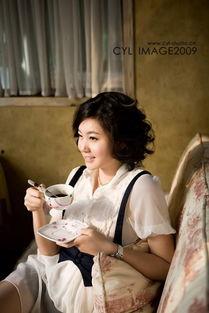 50岁女人吃瓜,50岁女人与瓜果的甜蜜邂逅