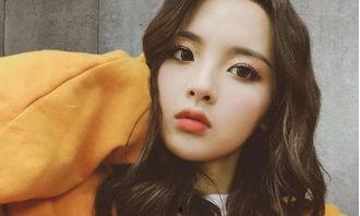 杨超越李沁吃瓜,娱乐圈新瓜不断引热议